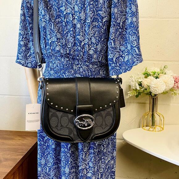 Coach C3593 Georgie Saddle Bag In Colorblock Signature Canvas - Picture 6 of 6